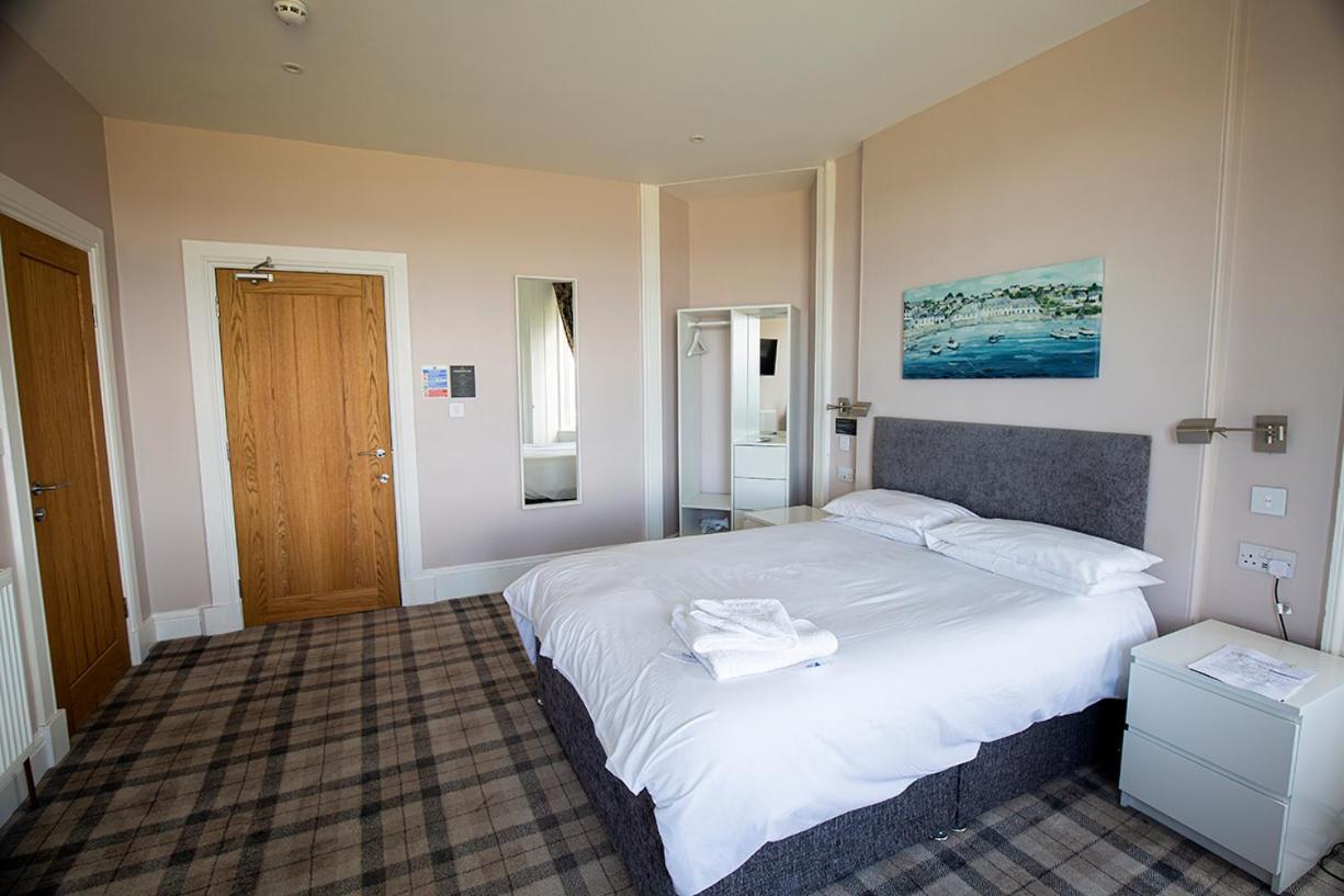 Poseidon Inn Lossiemouth Exterior photo